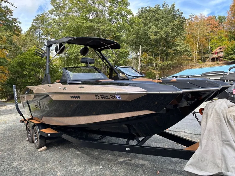 Slide: The Image of Axis Wake Research A24 2021 - 18