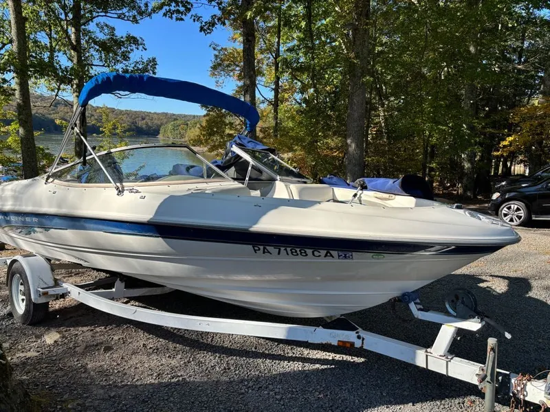 Slide: The Image of Bayliner 2050CX 1998 - 7