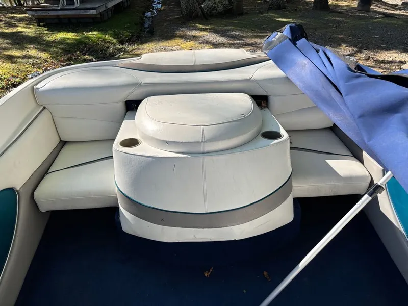 Slide: The Image of Bayliner 2050CX 1998 - 8