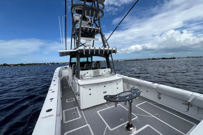 Slide: The Image of HCB 53 Title Wave - Cockpit - 13