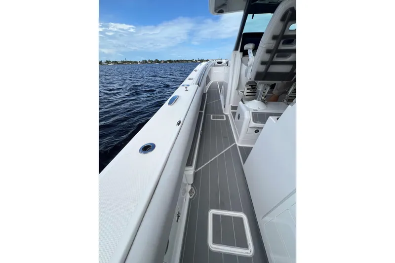 Slide: The Image of HCB 53 Title Wave - Side - 15