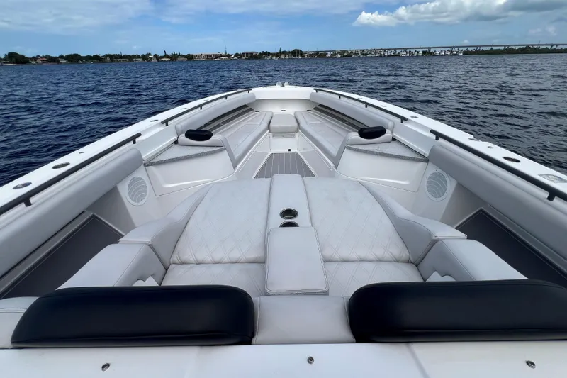 Slide: The Image of HCB 53 Title Wave - Bow - 17