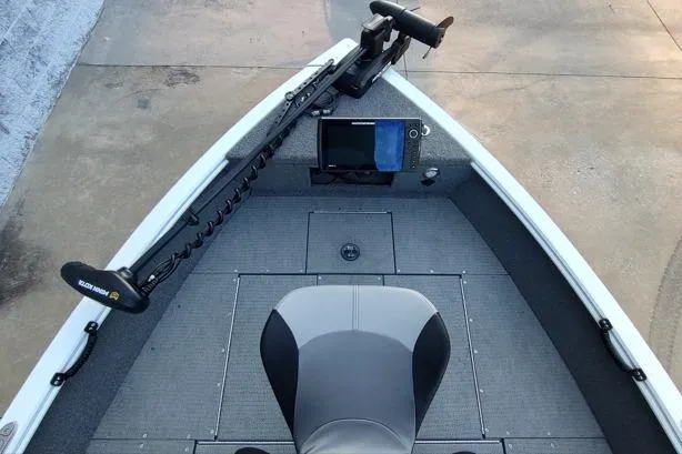 Slide: The Image of 2022 G3 Angler V164 F boat interior with trolling motor and navigation system. - 6