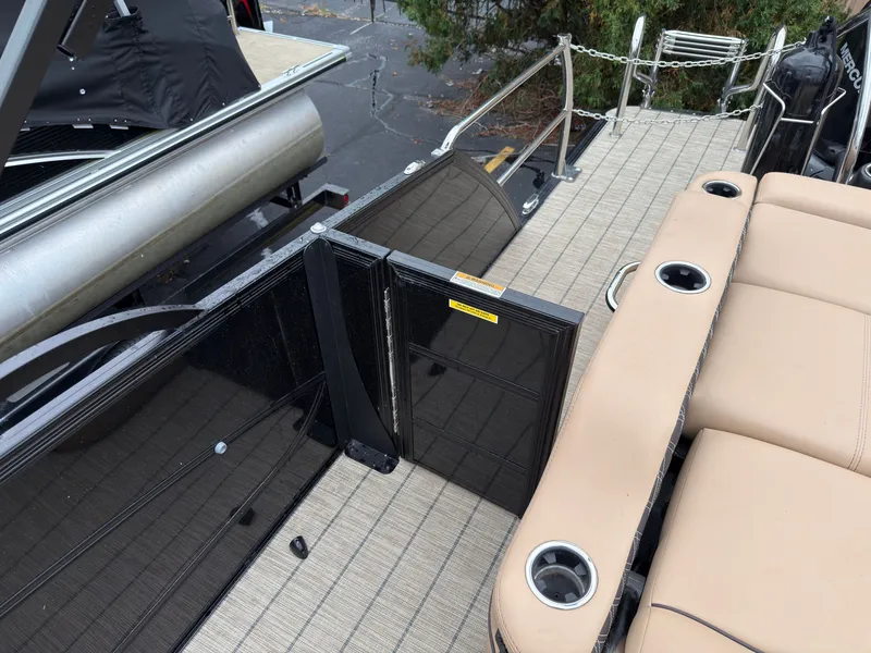 Slide: The Image of Barletta LUSSO 23UCTT 2022 - 27