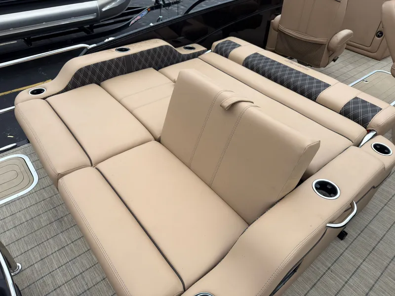 Slide: The Image of Barletta LUSSO 23UCTT 2022 - 29