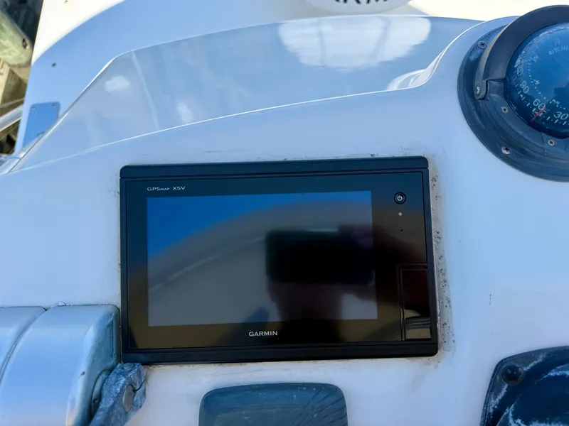 Slide: The Image of Albemarle 320 Express Fisherman 2004 - 26