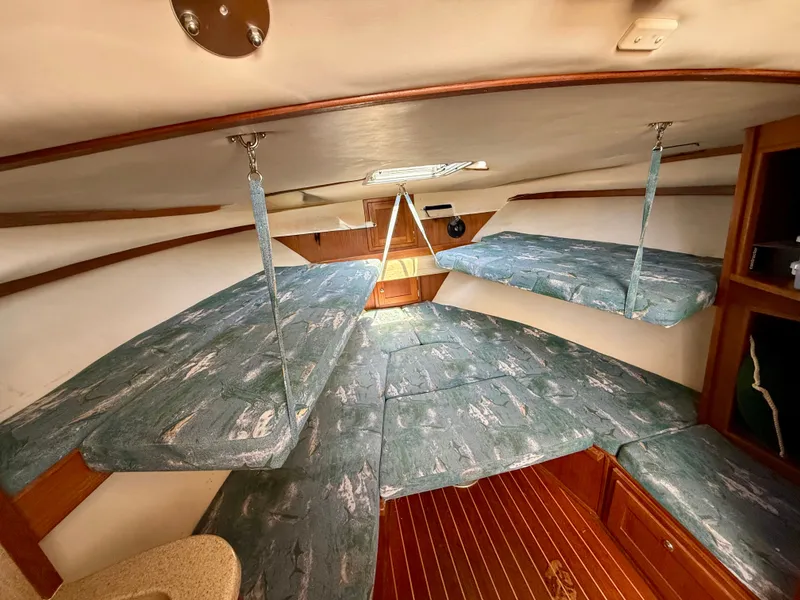 Slide: The Image of Albemarle 320 Express Fisherman 2004 - 34