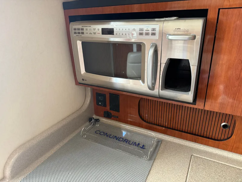 Slide: The Image of Sea Ray 340 Sundancer 2007 - 18