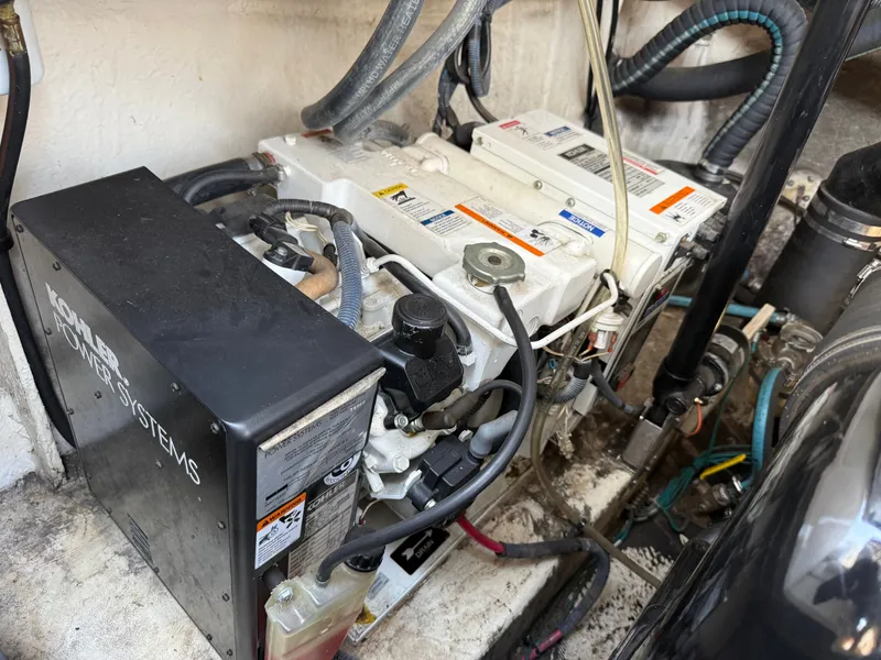 Slide: The Image of Sea Ray 340 Sundancer 2007 - 23