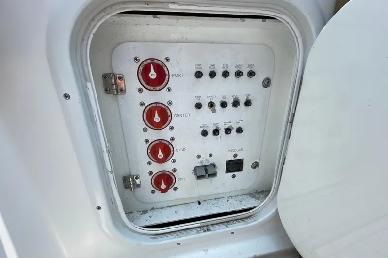 Slide: The Image of Control panel of a 2007 Fountain 38 Sportfish Cruiser OB boat. - 16