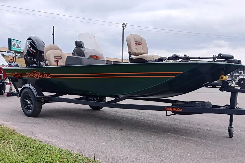 Slide: The Image of 2026 Tracker Bass Tracker Classic Limited boat on trailer, outdoor display. - 3