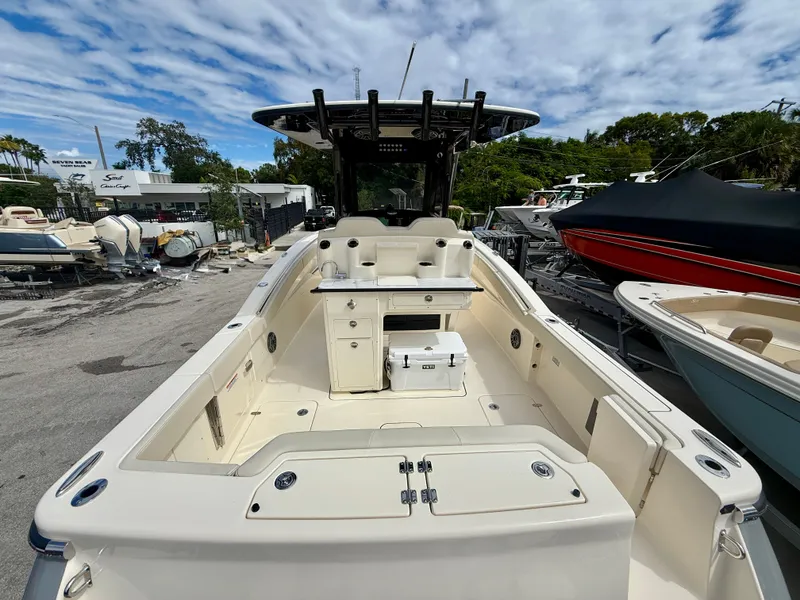 Slide: The Image of Scout 288 LXF 2026 - 13