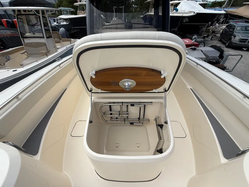 Slide: The Image of Scout 288 LXF 2026 - 16