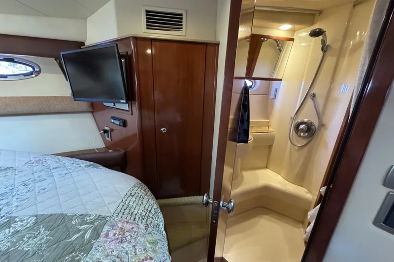 Slide: The Image of Interior of 2008 Meridian 391 Sedan yacht with bedroom and bathroom. - 37