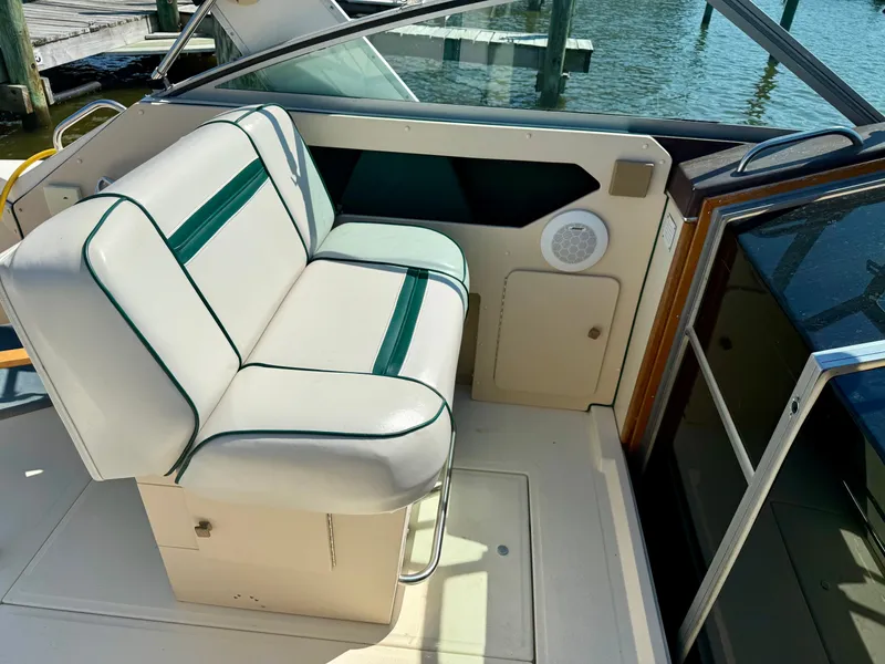 Slide: The Image of Sea Ray 300 Weekender 1986 - 19