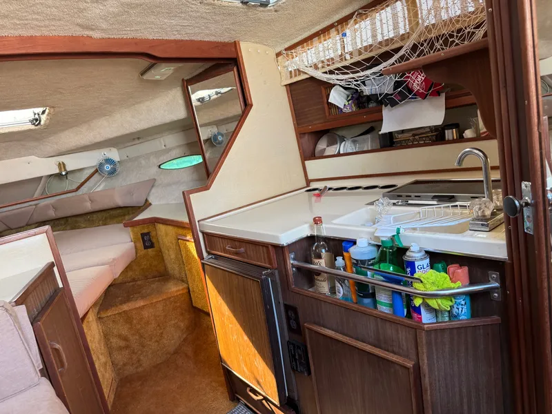 Slide: The Image of Sea Ray 300 Weekender 1986 - 9