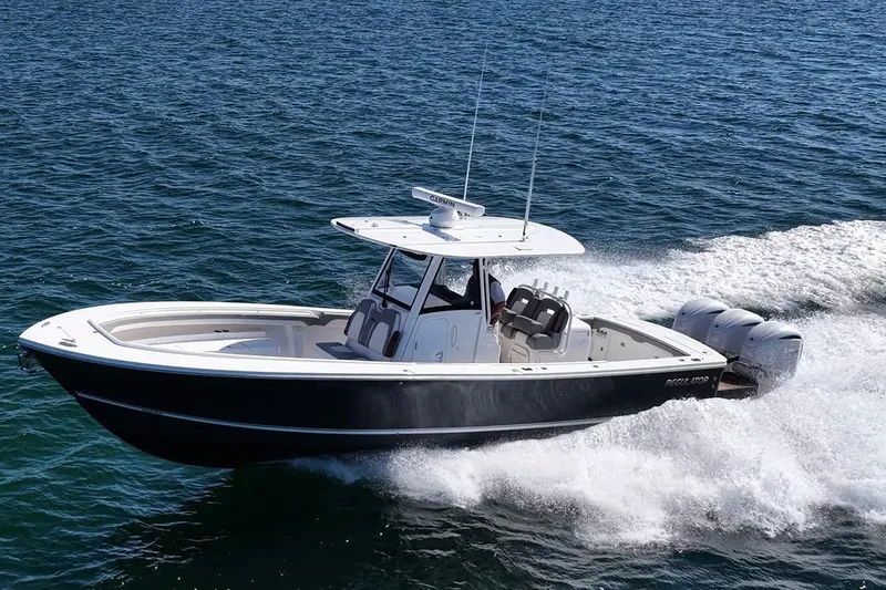 The Image of Regulator Marine 34 2024 - 0