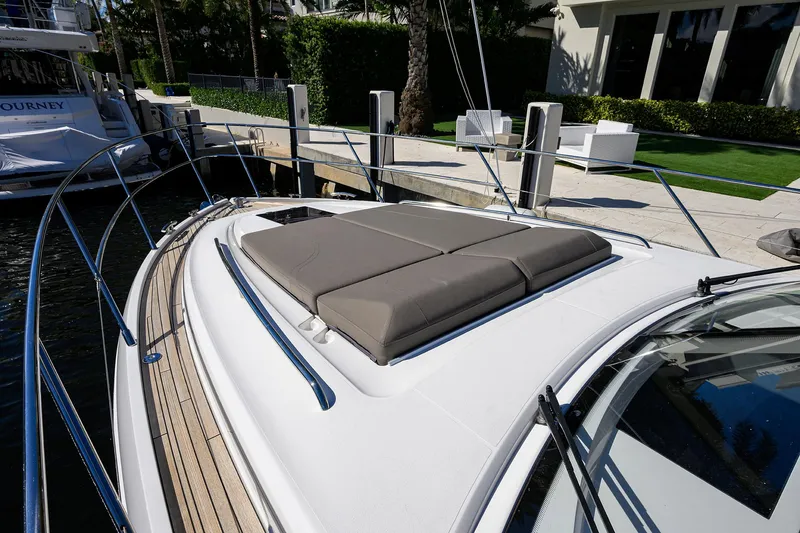 Slide: The Image of Princess V50 TraSeas - Bow with Sunpad - 37