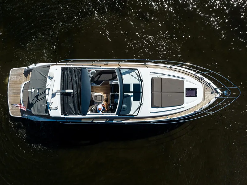 Slide: The Image of Princess V50 TraSeas - Profile - 63