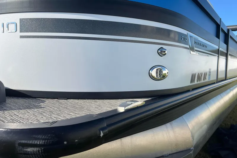 Slide: The Image of 2022 Viaggio Diamante Q pontoon boat with sleek design and modern features. - 17