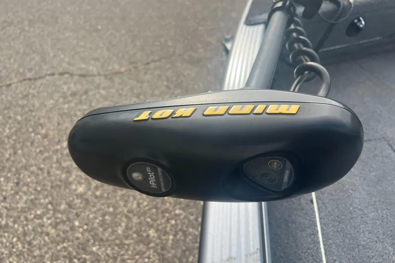 Slide: The Image of Minn Kota i-Pilot trolling motor on 2016 Lund 1875 Pro Guide boat. - 8