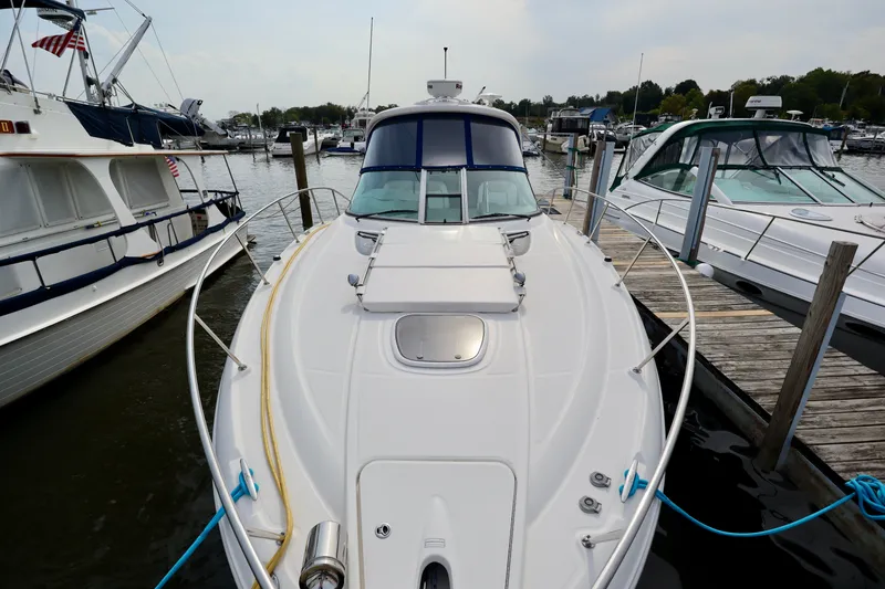 Slide: The Image of Sea Ray Sundancer 350 2011 - 11