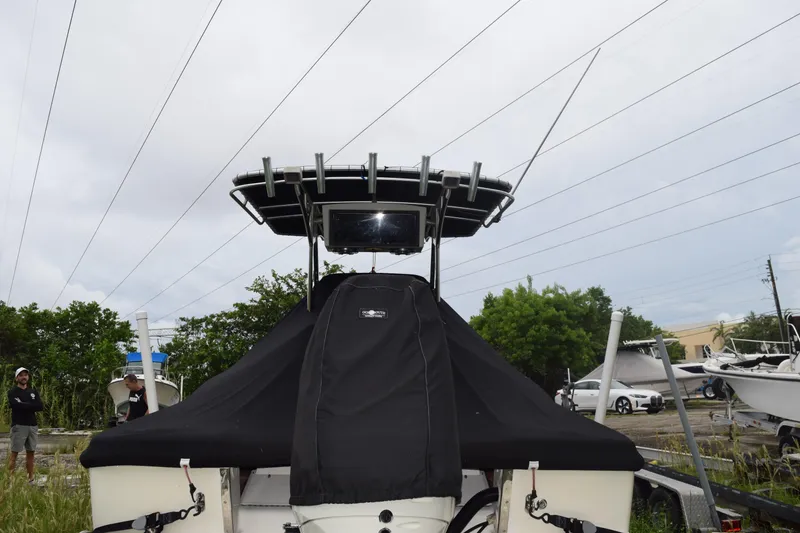Slide: The Image of Bow of 2003 Scout 242 Sportfish with anchor and cleats. - 20