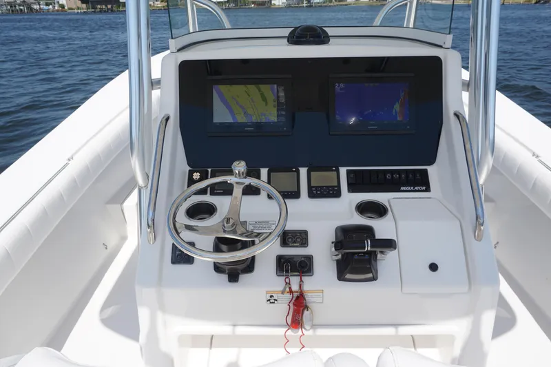 Slide: The Image of 2012 32 Regulator 32 FS Past Time Console - 13