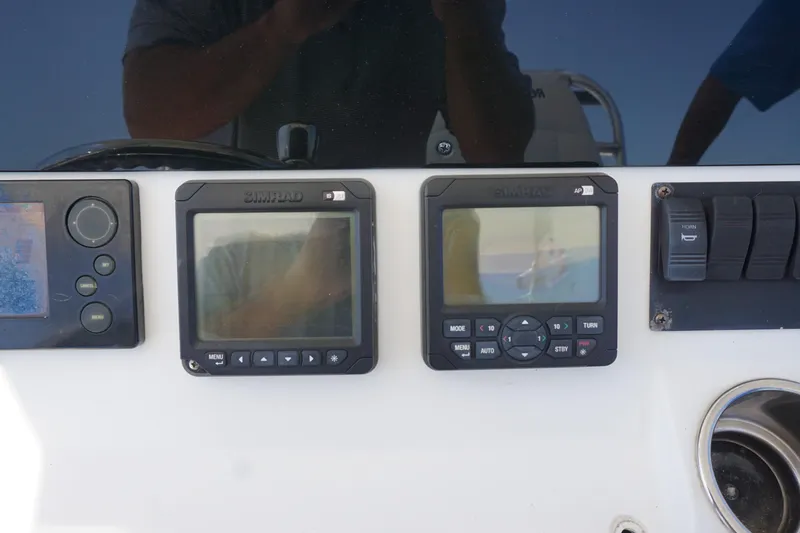 Slide: The Image of Regulator Marine 32 Forward Seating 2012 - 18