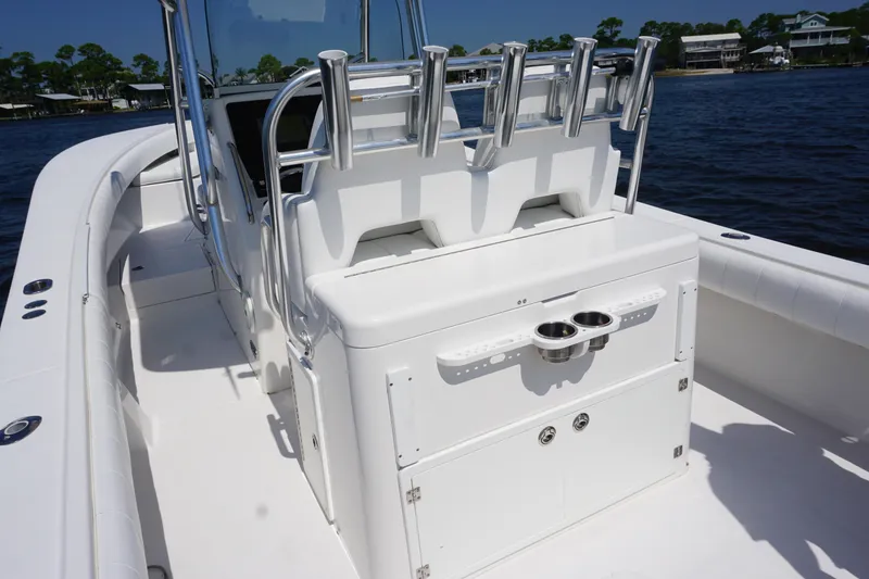 Slide: The Image of Regulator Marine 32 Forward Seating 2012 - 26