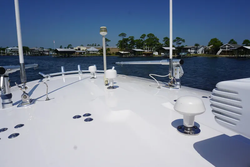 Slide: The Image of Regulator Marine 32 Forward Seating 2012 - 39