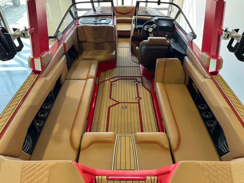 Slide: The Image of Nautique Super Air Nautique G25 2024 - 13