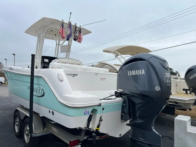 Slide: The Image of Robalo R242 Center Console 2021 - 5