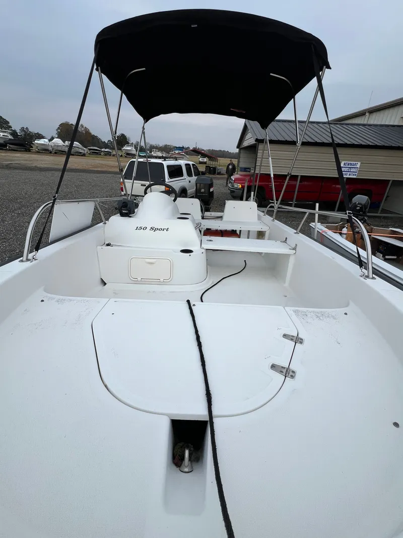 Slide: The Image of Boston Whaler 150 Sport 2007 - 6