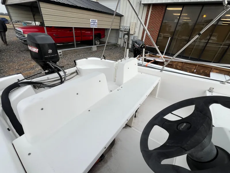 Slide: The Image of Boston Whaler 150 Sport 2007 - 8