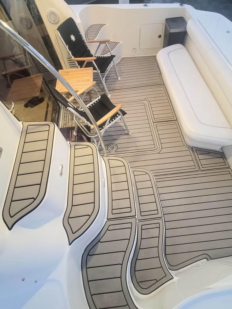 Slide: The Image of Sea Ray 52 Sedan Bridge 2006 - 11