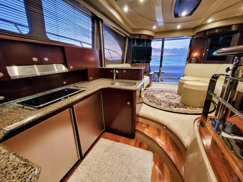 Slide: The Image of Sea Ray 52 Sedan Bridge 2006 - 26