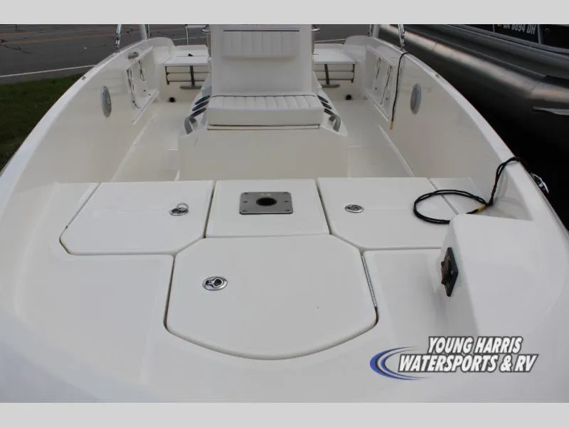 Slide: The Image of Bayliner Element F18 2019 - 2