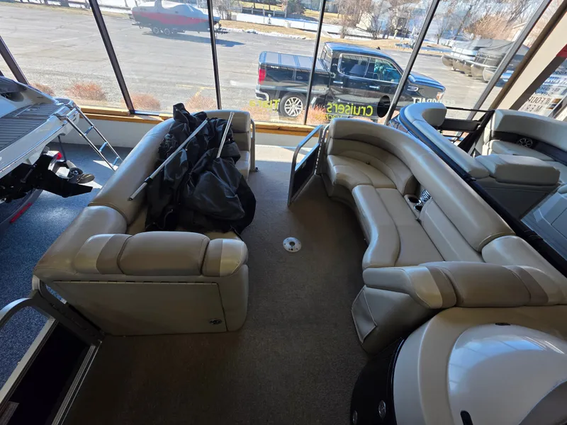 Slide: The Image of Interior of a 2012 Sylvan 8524 Mirage LZ pontoon boat. - 2