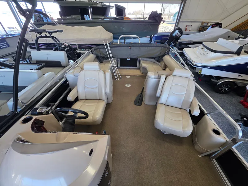 Slide: The Image of Interior of a 2012 Sylvan 8524 Mirage LZ pontoon boat. - 3