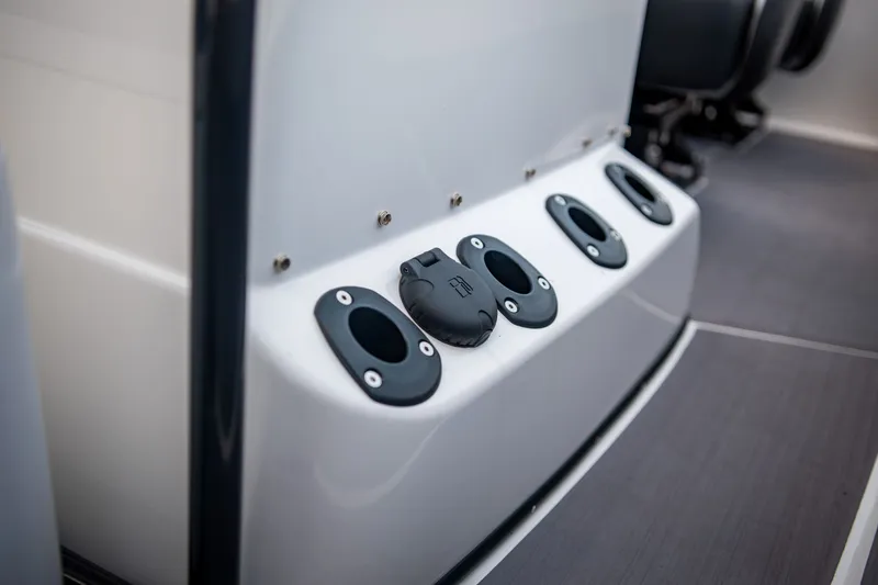 Slide: The Image of Schiada 24 CC 2024 - 15