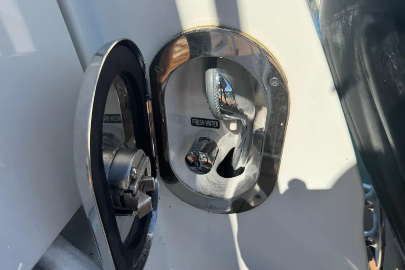 Slide: The Image of Freshwater inlet on 2017 Sea Ray Sundancer 400 boat. - 15