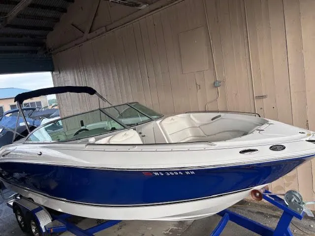 The Image of Monterey 248 Ls 2006 - 0