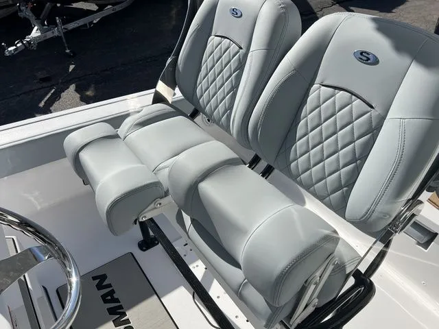 Slide: The Image of Sportsman Masters 227 Bay Boat 2026 - 4