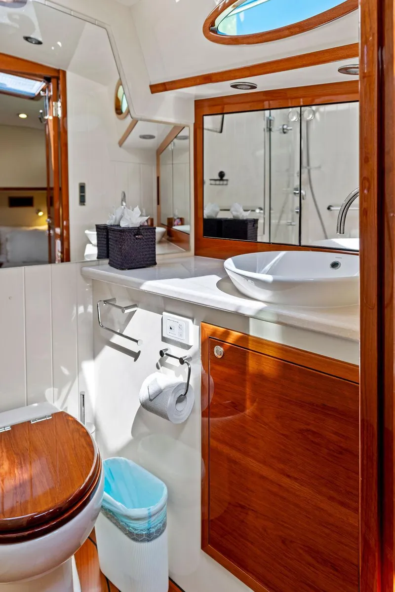 Slide: The Image of Palm Beach Motor Yachts PB55 Flybridge 2018 - 61