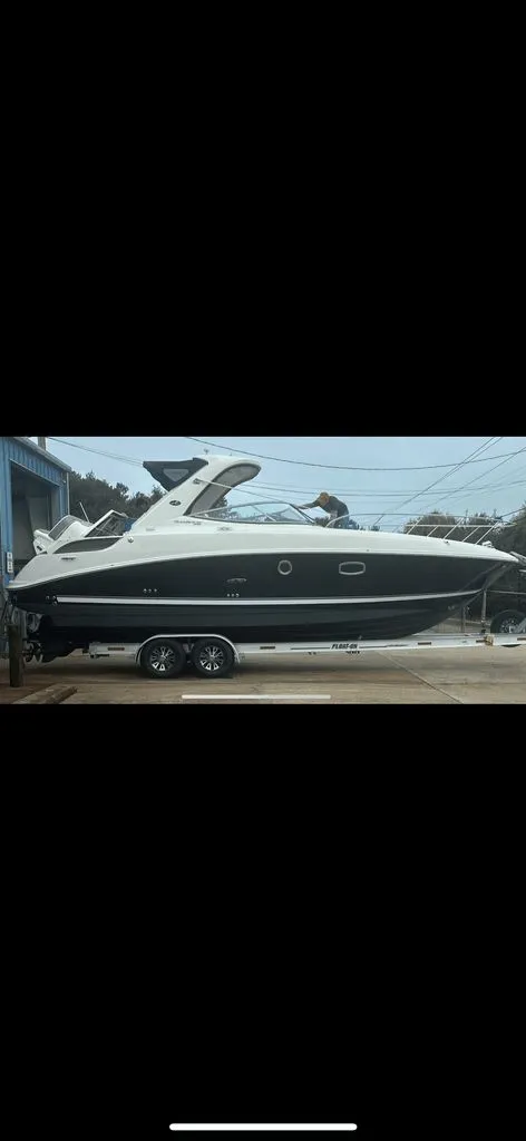 Slide: The Image of Sea Ray 310 Sundancer 2010 - 15