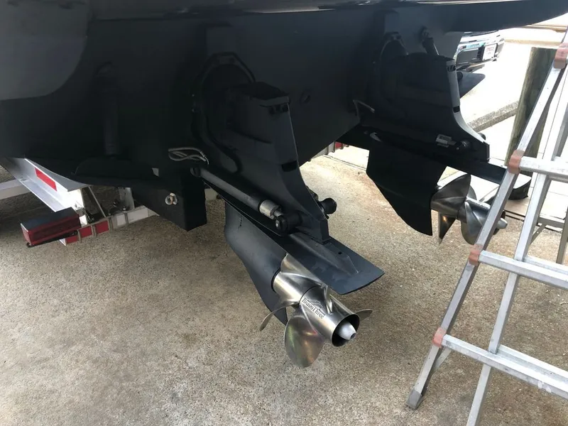 Slide: The Image of Sea Ray 310 Sundancer 2010 - 3