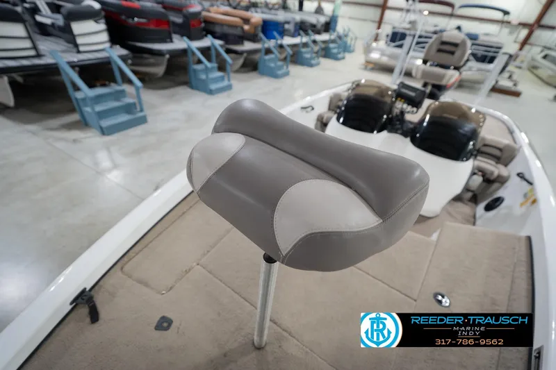 Slide: The Image of 2003 Nitro 911 CDC boat cup holder with wiring and mechanical components visible. - 42