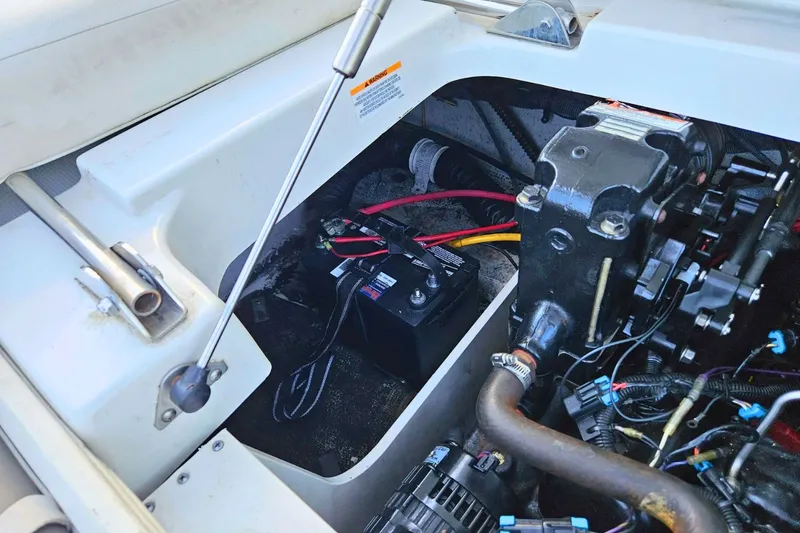 Slide: The Image of Crownline Boats 19 LS 2006 - 17
