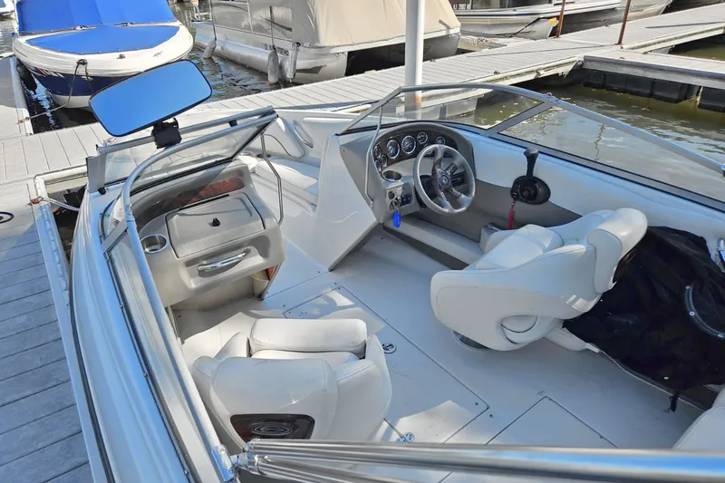 Slide: The Image of Crownline Boats 19 LS 2006 - 3